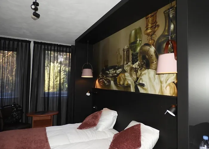 Hotell De Tipmast 3*